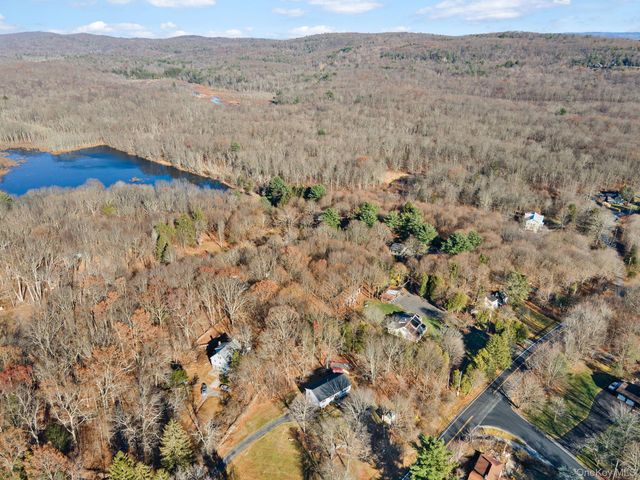 171 East Road, Wallkill, NY 12589