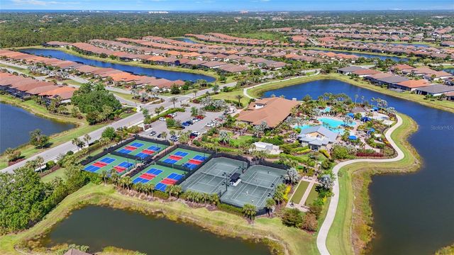 5420 CICERNONE STREET 203, Sarasota, FL 34238