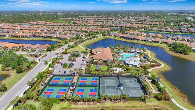 5420 CICERNONE STREET 203, Sarasota, FL 34238