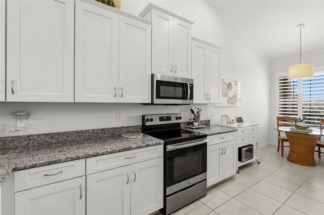 5420 CICERNONE STREET 203, Sarasota, FL 34238