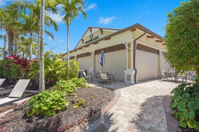 5420 CICERNONE STREET 203, Sarasota, FL 34238
