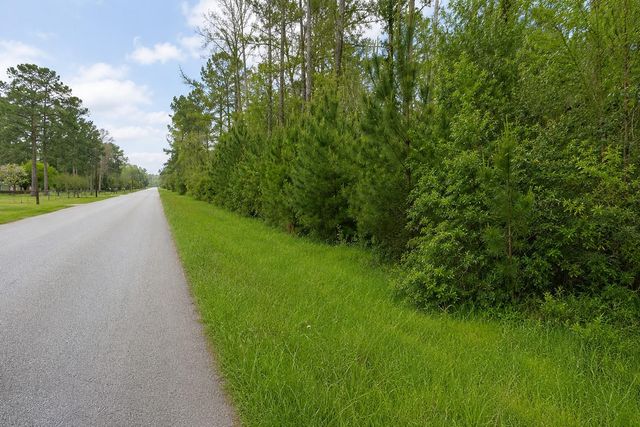 247 County Road 6763, Dayton, TX 77535