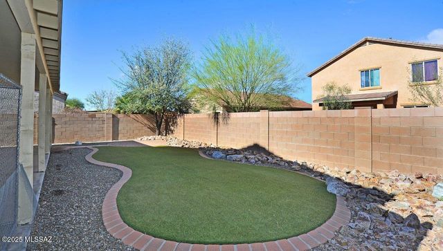 8288 W Canvasback Lane, Tucson, AZ 85757