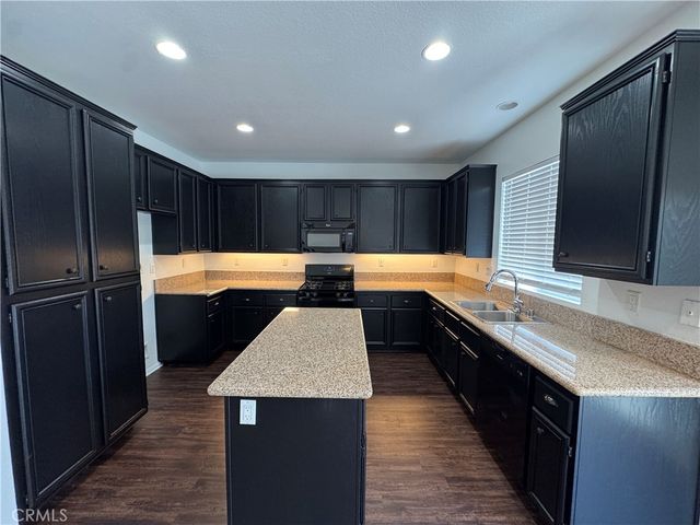 28291 Cedar Lane, Saugus, CA 91350