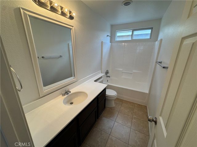 28291 Cedar Lane, Saugus, CA 91350