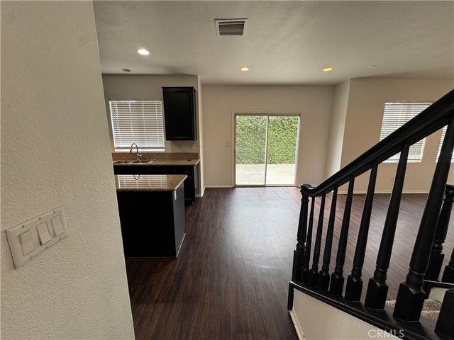 28291 Cedar Lane, Saugus, CA 91350