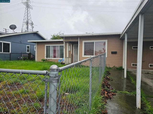 604 604 Harrison Dr, Richmond, CA 94806