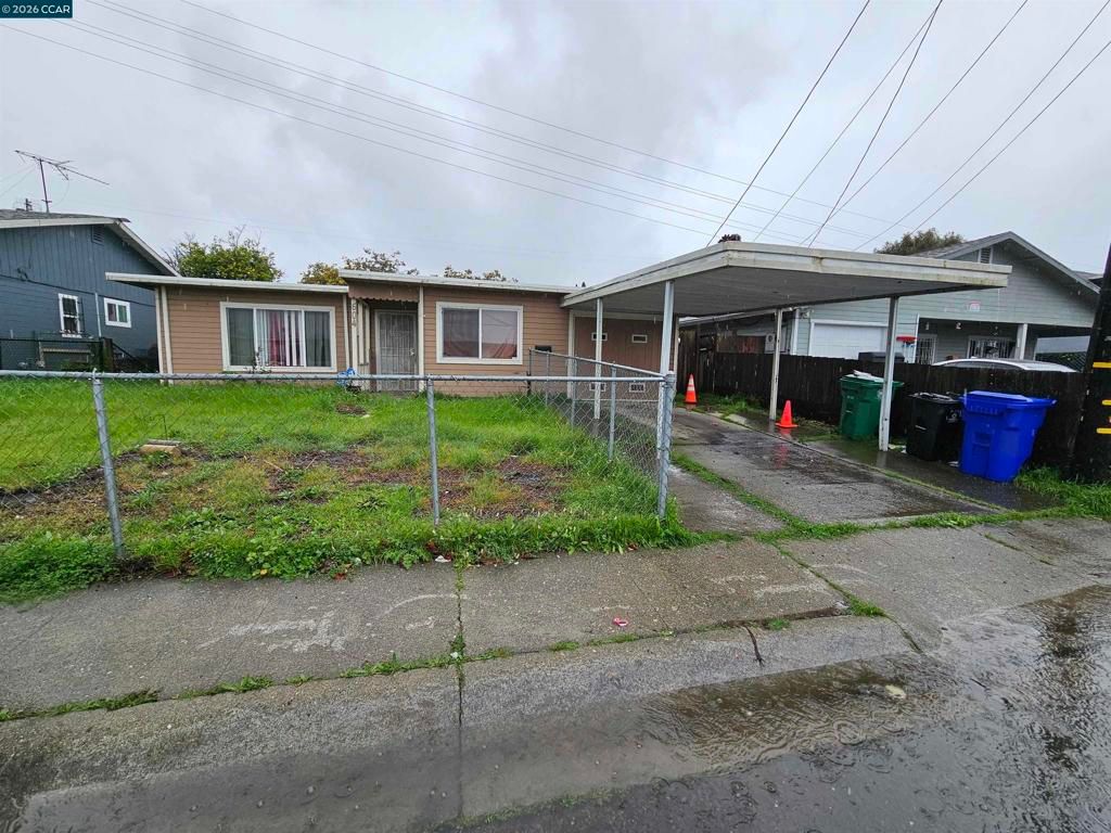604 604 Harrison Dr, Richmond, CA 94806