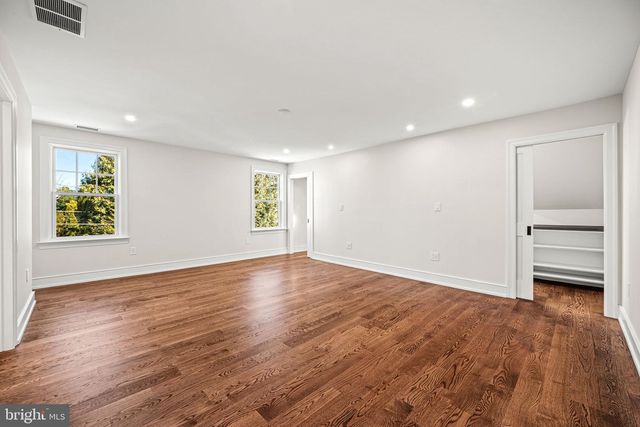 16 NARBROOK PARK, Narberth, PA 19072