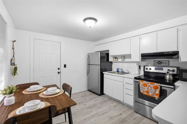 1220 E 142ND AVENUE A, Tampa, FL 33613
