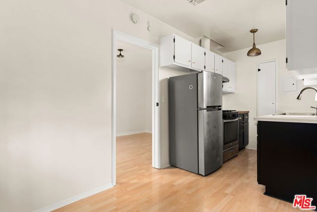 3104 Silver Lake Boulevard, Los Angeles, CA 90039