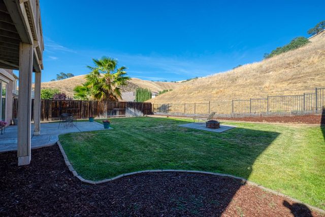 20672 Golf Canyon Ct, Patterson, CA 95363