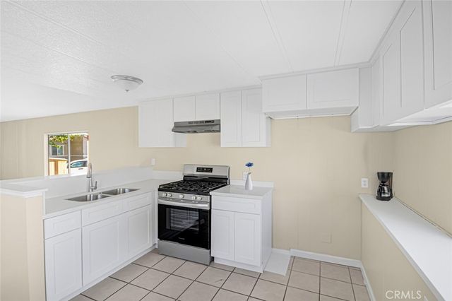 45131 28th Street E 19, Lancaster, CA 93535