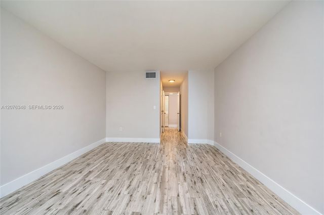 1690 NE 191st Street 115-1, Miami, FL 33179