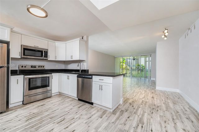 1690 NE 191st Street 115-1, Miami, FL 33179