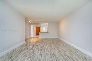 1690 NE 191st Street 115-1, Miami, FL 33179
