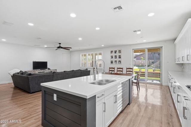 11844 W NADINE Way, Peoria, AZ 85383