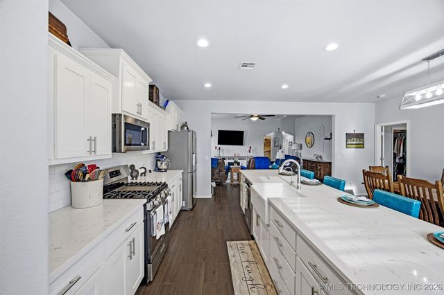 12210 N 130th East Avenue, Collinsville, OK 74021