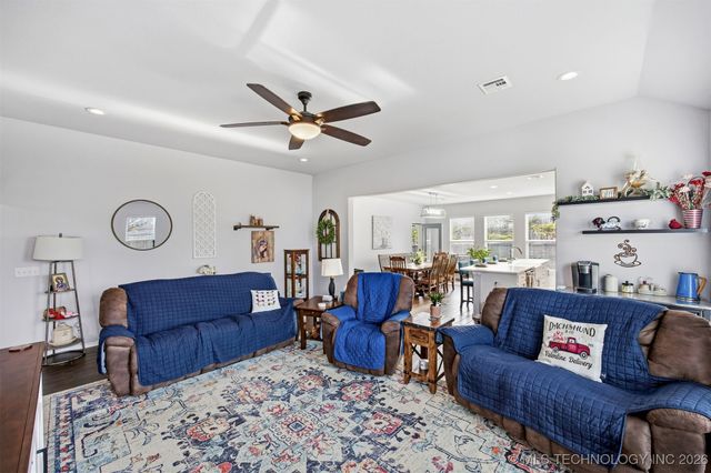 12210 N 130th East Avenue, Collinsville, OK 74021