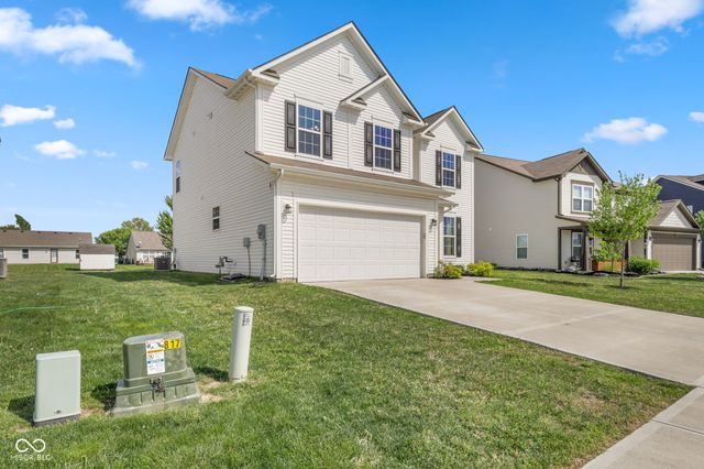 1441 Boots Trail, Greenfield, IN 46140