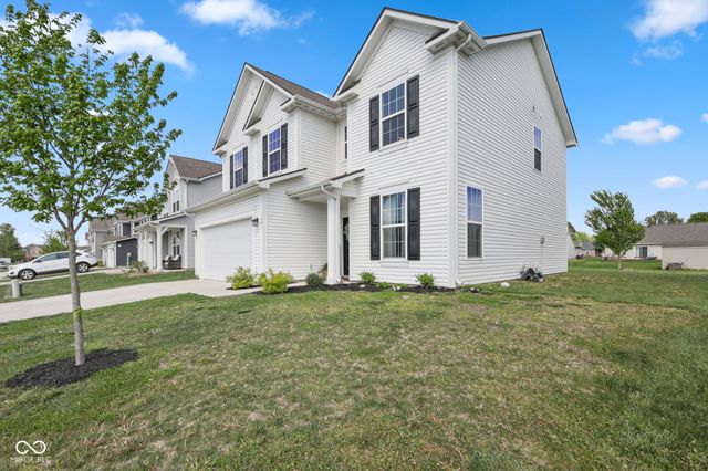 1441 Boots Trail, Greenfield, IN 46140