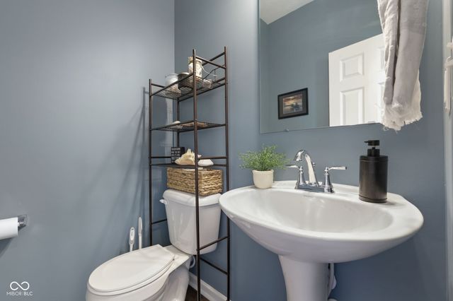 1441 Boots Trail, Greenfield, IN 46140