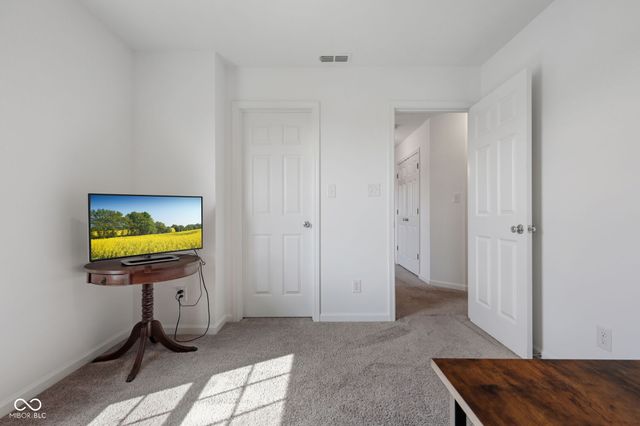 1441 Boots Trail, Greenfield, IN 46140