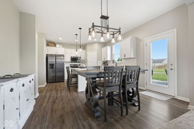 1441 Boots Trail, Greenfield, IN 46140