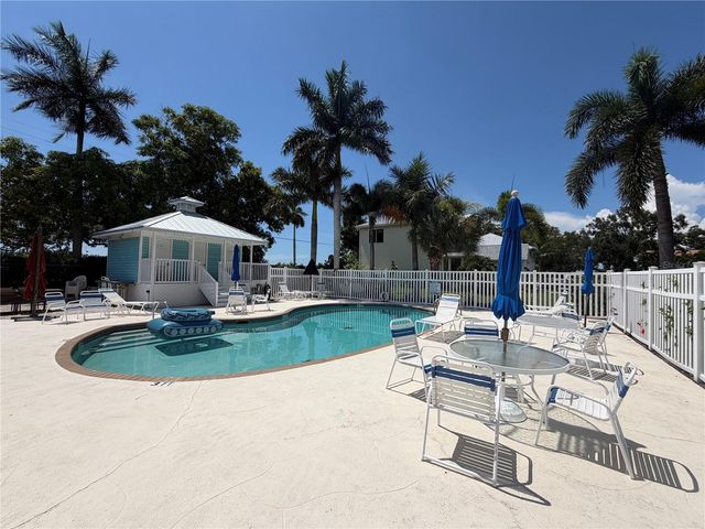 4319 15TH WAY, Palmetto, FL 34221