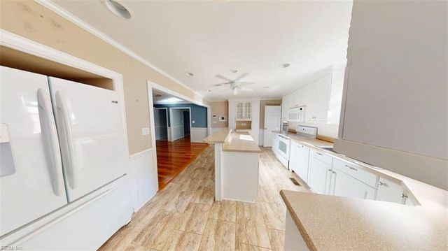 228 Falcon DR, Newport News, VA 23606