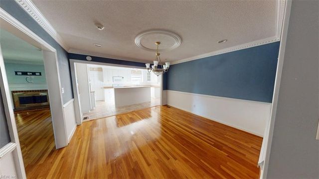 228 Falcon DR, Newport News, VA 23606