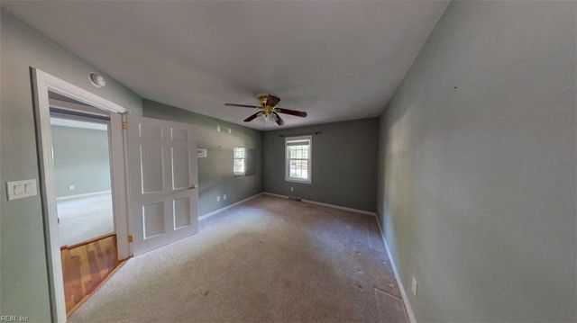 228 Falcon DR, Newport News, VA 23606