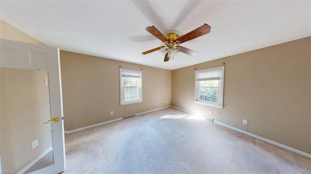 228 Falcon DR, Newport News, VA 23606
