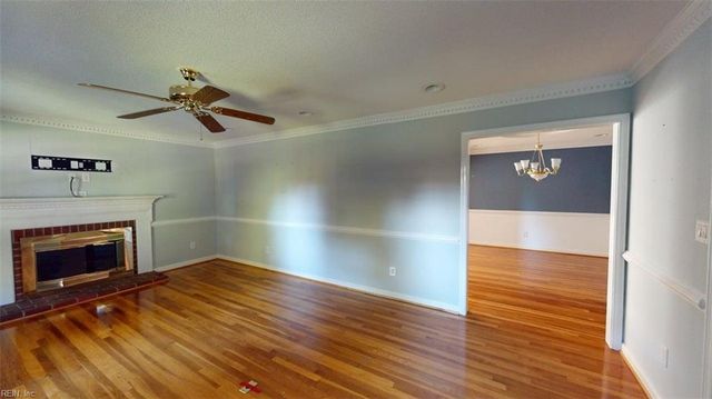 228 Falcon DR, Newport News, VA 23606