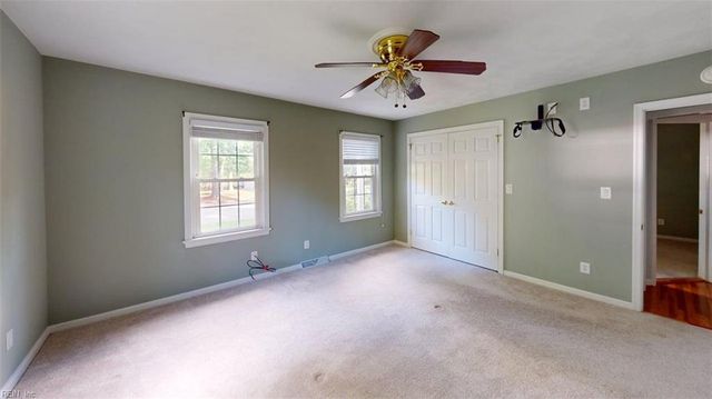 228 Falcon DR, Newport News, VA 23606