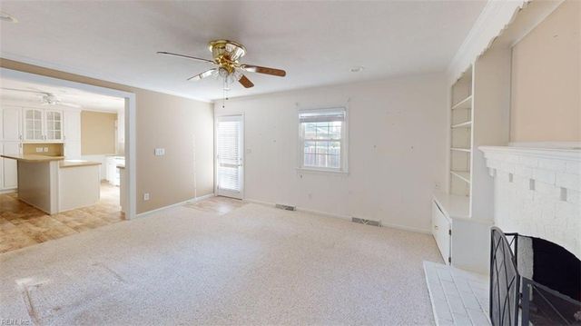 228 Falcon DR, Newport News, VA 23606