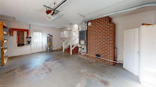 228 Falcon DR, Newport News, VA 23606