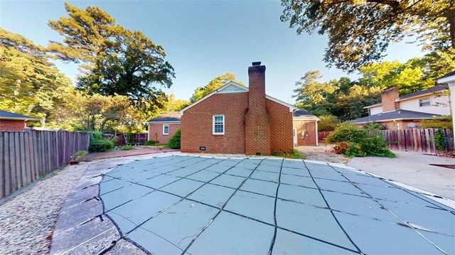 228 Falcon DR, Newport News, VA 23606