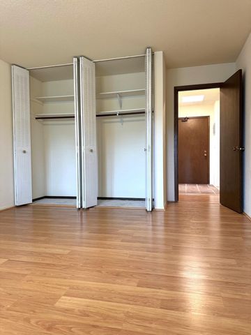 7414 W 22nd Street 306, Saint Louis Park, MN 55426
