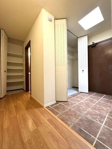 7414 W 22nd Street 306, Saint Louis Park, MN 55426