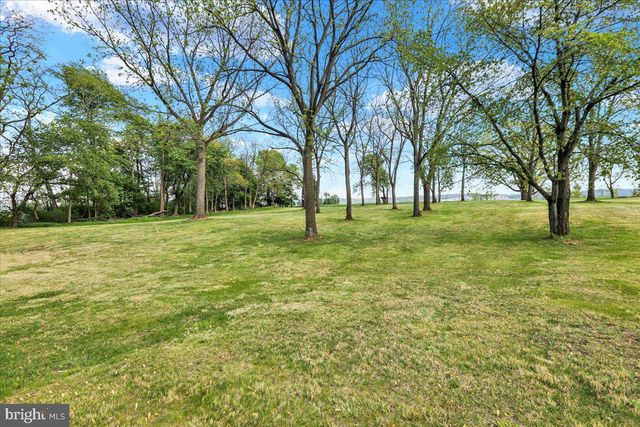 527 BALDY ROAD, Kutztown, PA 19530