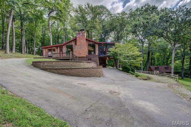 750 Wild Horse Valley Road, Wildwood, MO 63005