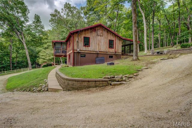 750 Wild Horse Valley Road, Wildwood, MO 63005