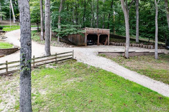 750 Wild Horse Valley Road, Wildwood, MO 63005