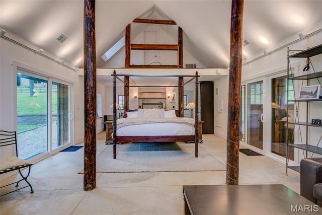 750 Wild Horse Valley Road, Wildwood, MO 63005