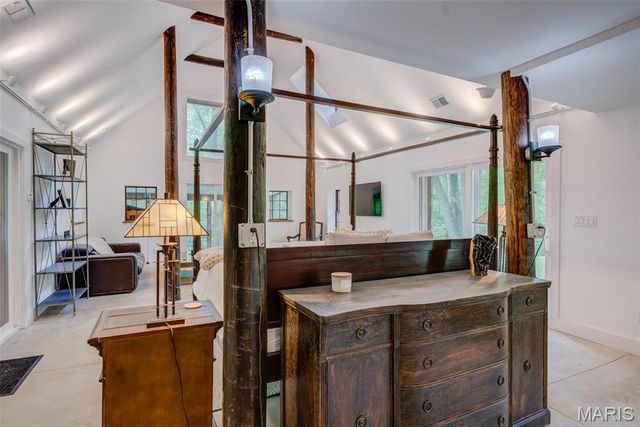 750 Wild Horse Valley Road, Wildwood, MO 63005