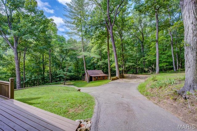 750 Wild Horse Valley Road, Wildwood, MO 63005