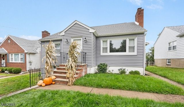 17 Ralph Pl, Morristown Town, NJ 07960