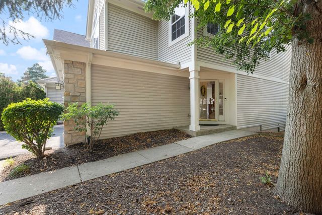 487 Vaughn Circle, Aurora, IL 60502