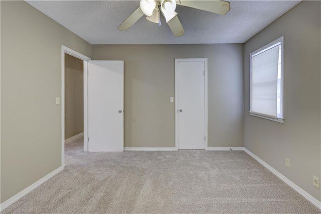 2002 N Michigan Street, Pittsburg, KS 66762